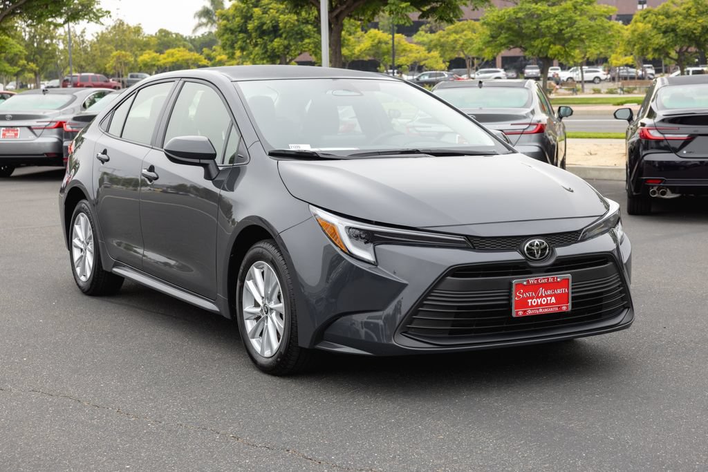 Certified 2026 Toyota Corolla LE w/ LE Premium Package FWD image 3