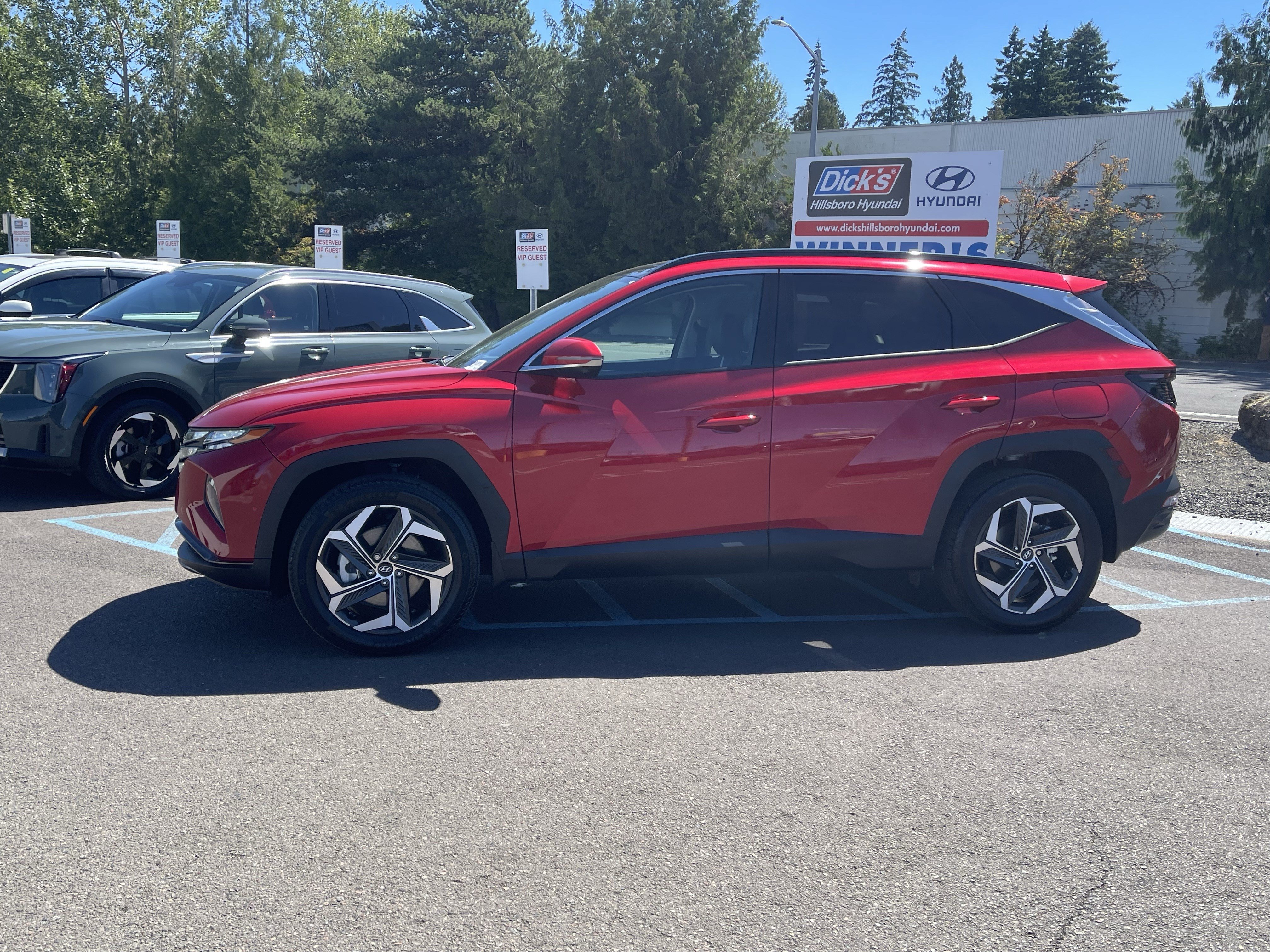 Certified 2023 Hyundai Tucson Limited AWD/4WD image 2
