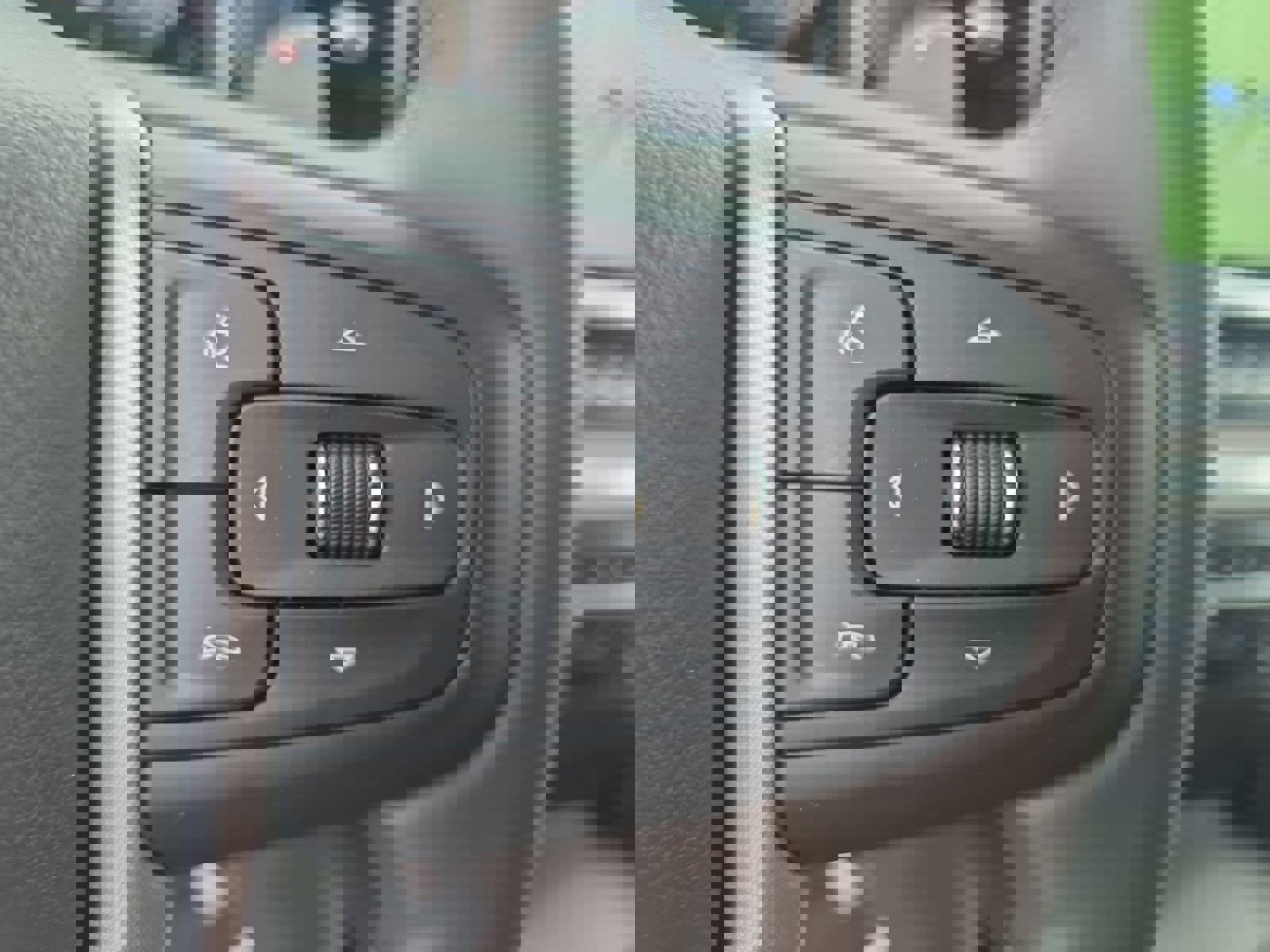 Used 2025 GMC Sierra 1500 SLT w/ SLT Premium Plus Package image 20