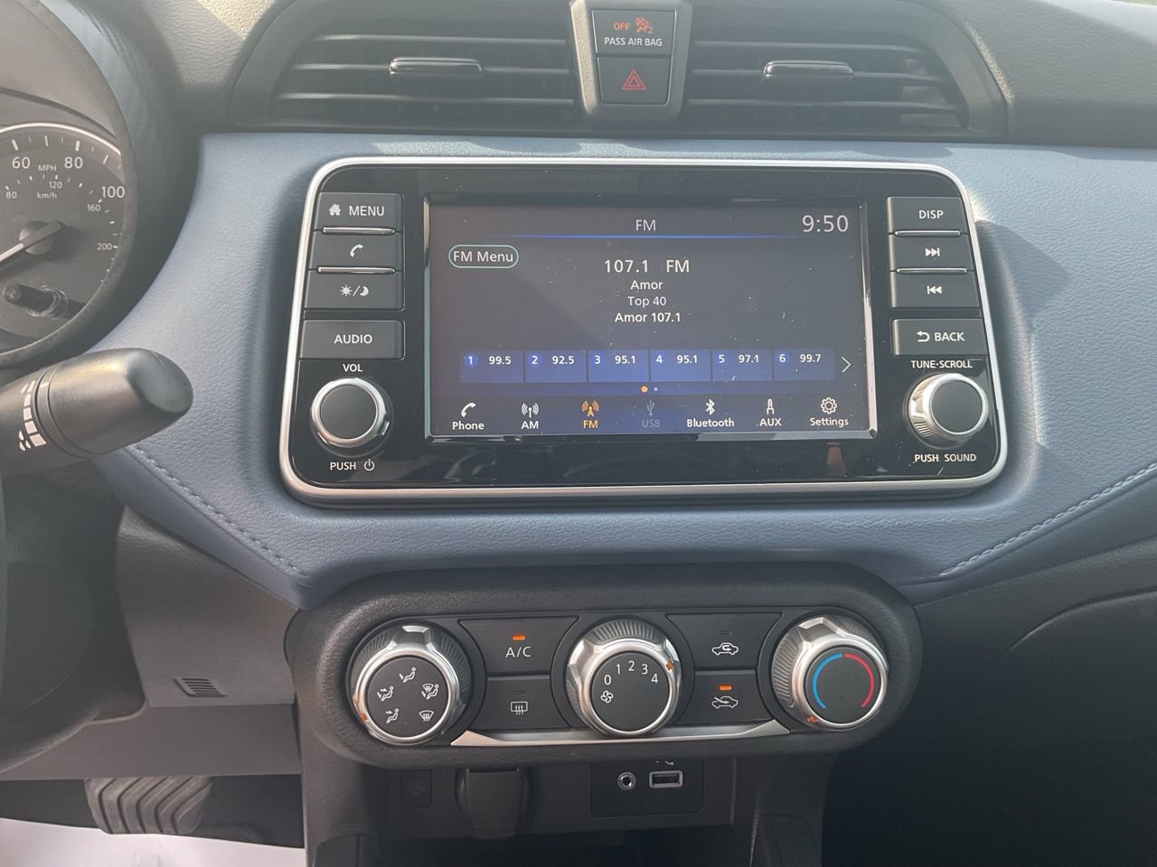 Used 2025 Nissan Versa SV w/ Trunk Package FWD image 22