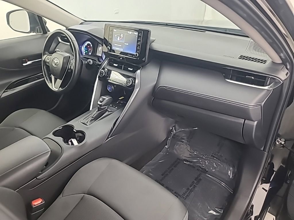 Used 2021 Toyota Venza LE AWD/4WD image 11