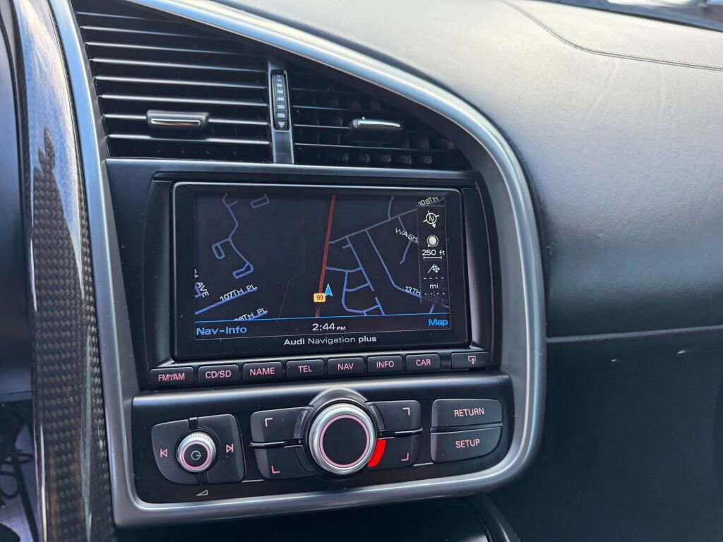 Used 2009 Audi R8 V8 image 20