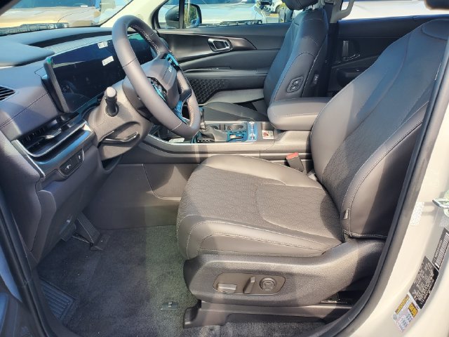 New 2027 Kia Carnival SX FWD image 18