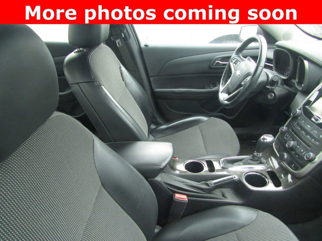 Used 2015 Chevrolet Malibu LT image 11