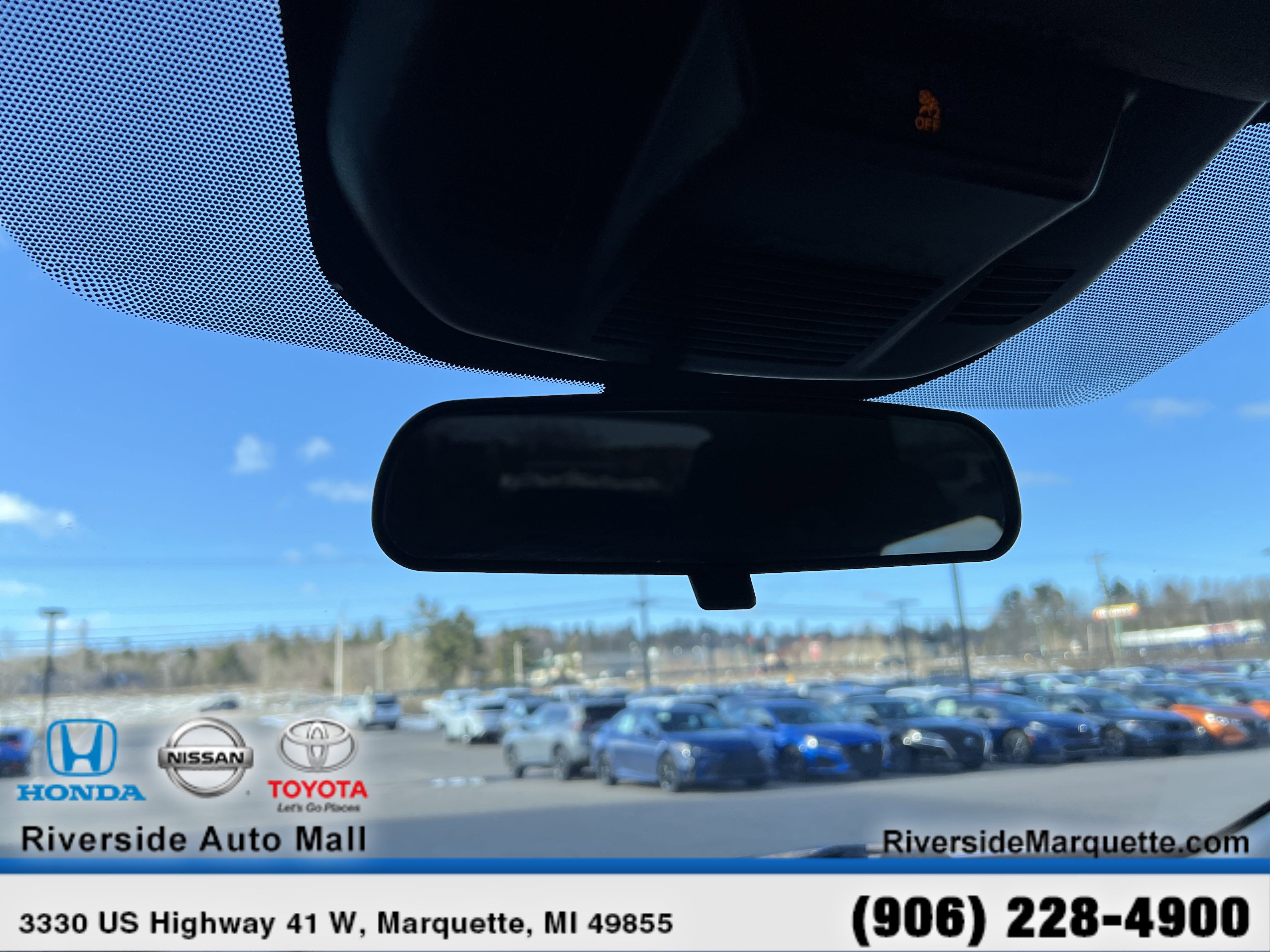 Used 2023 Nissan Rogue SV image 11