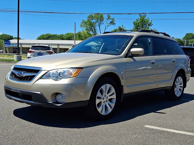 Used 2009 Subaru Outback 2.5i Limited AWD/4WD image 3