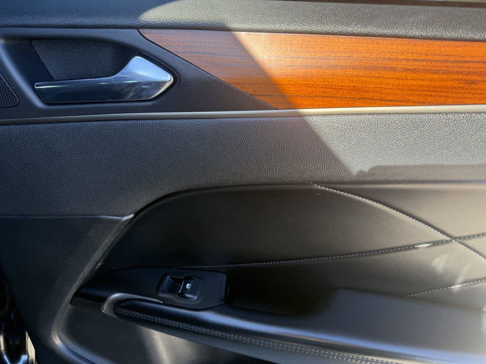 Used 2019 Lincoln MKC Reserve w/ MKC Technology Package image 29