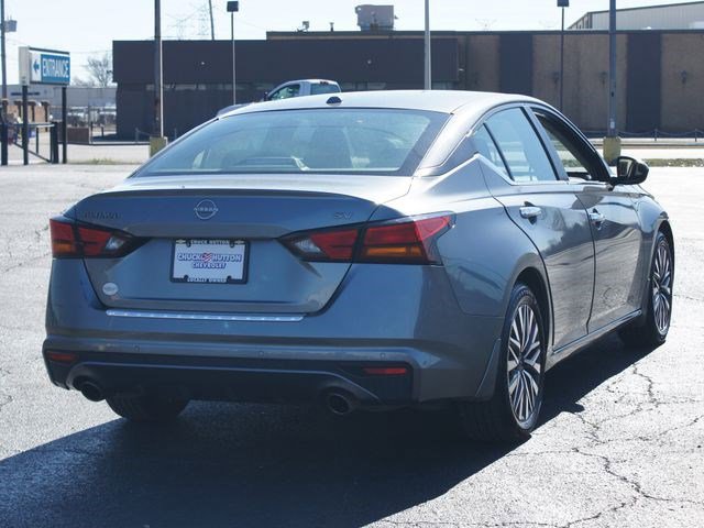 Used 2023 Nissan Altima 2.5 SV w/ SV Premium Package image 21