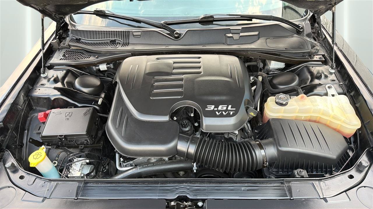 Used 2022 Dodge Challenger GT AWD/4WD image 30