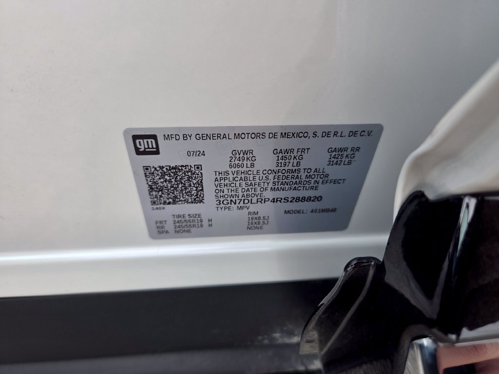 Certified 2024 Chevrolet Equinox EV LT FWD image 20