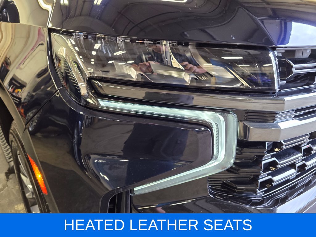 Used 2021 Chevrolet Tahoe Z71 w/ Luxury Package AWD/4WD image 6