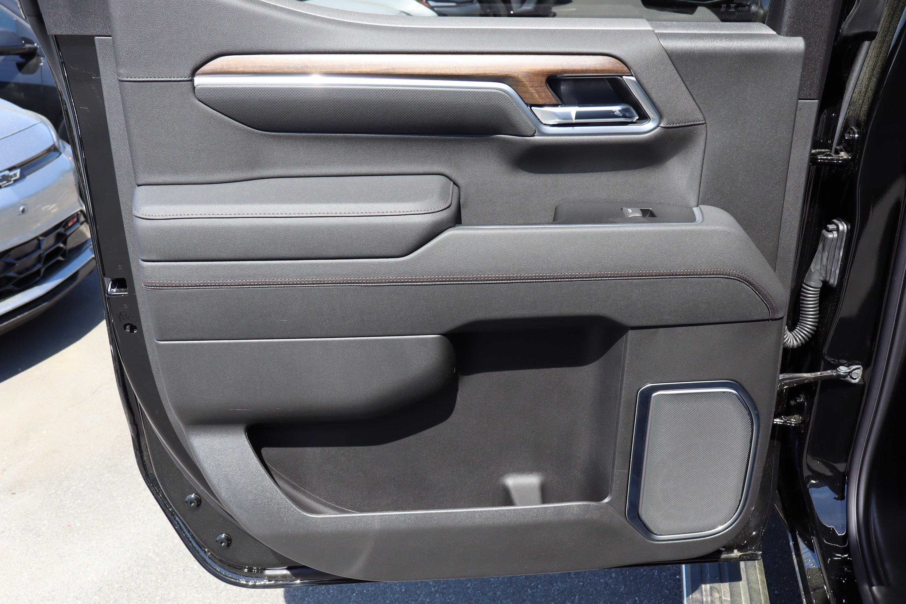 New 2026 Chevrolet Silverado 1500 High Country w/ High Country Premium Package AWD/4WD image 21