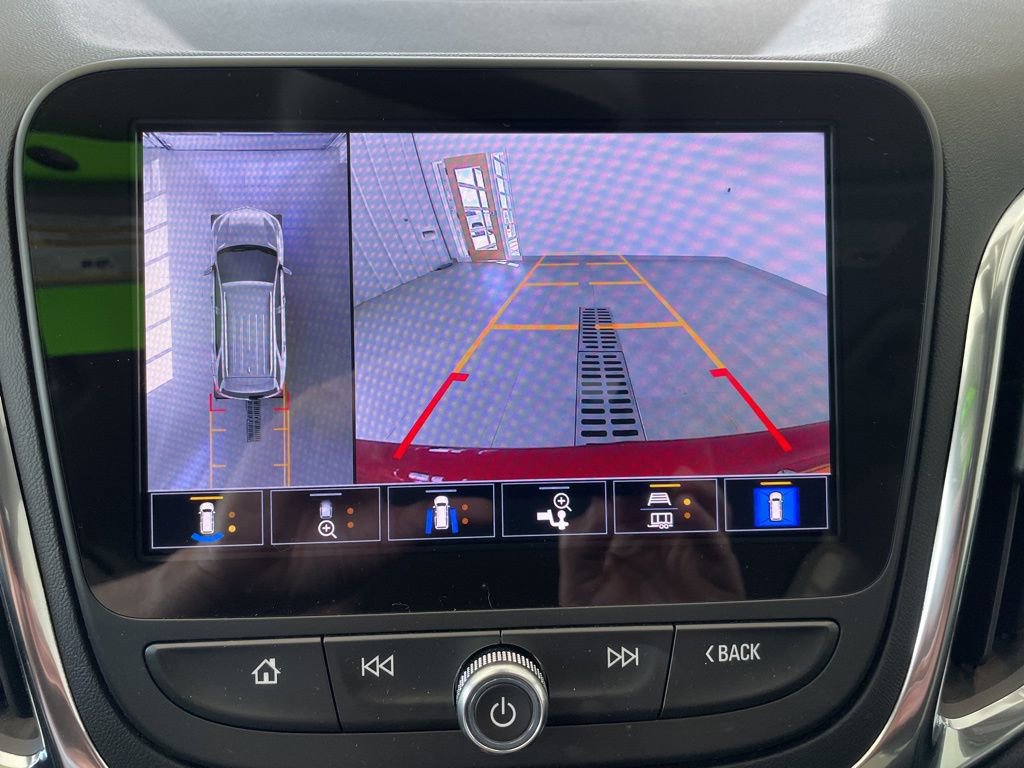 Used 2022 Chevrolet Equinox LT image 18