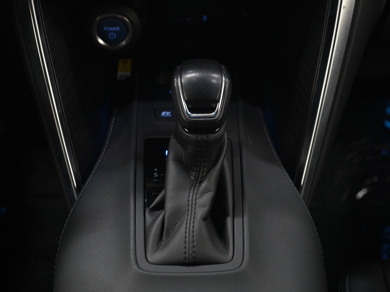 Used 2021 Toyota Venza XLE image 17