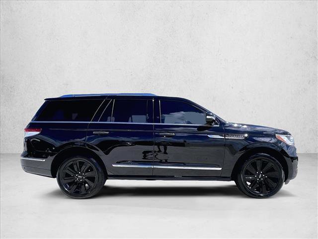 Used 2023 Lincoln Navigator Reserve image 5
