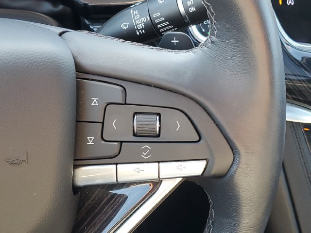 Certified 2024 Cadillac XT6 Premium Luxury w/ LPO, Floor Liner Package AWD/4WD image 21