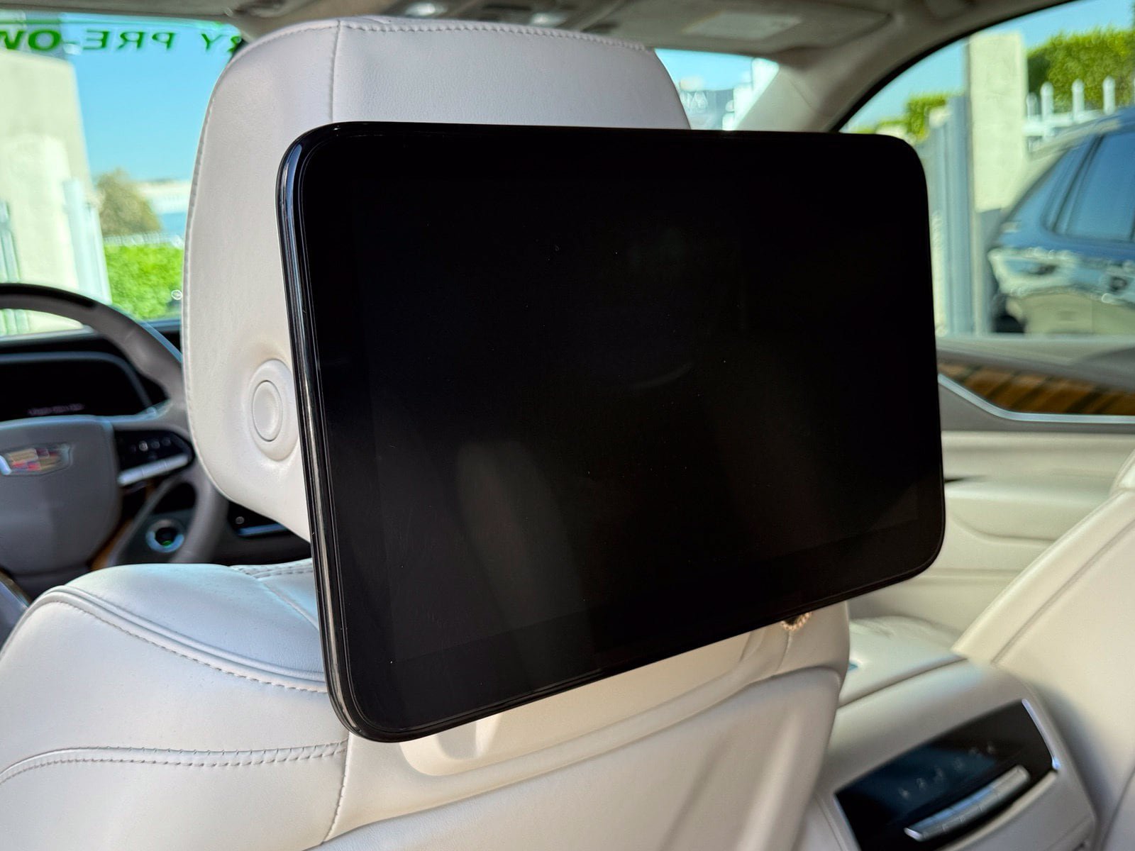 Used 2021 Cadillac Escalade Sport Platinum AWD/4WD image 38