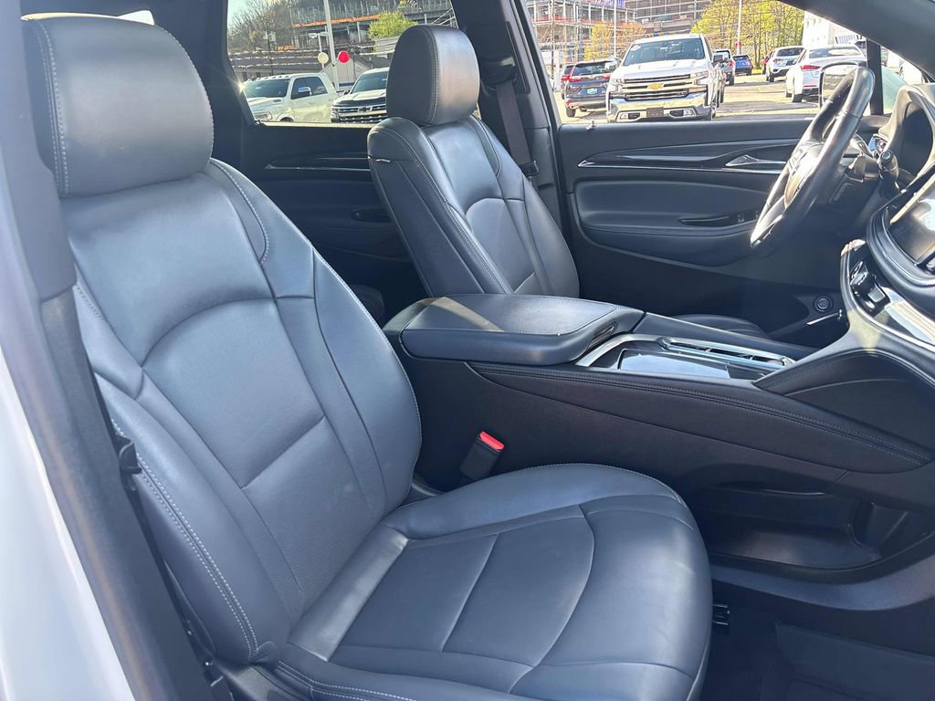 Used 2023 Buick Enclave Essence w/ Experience Buick Package AWD/4WD image 33