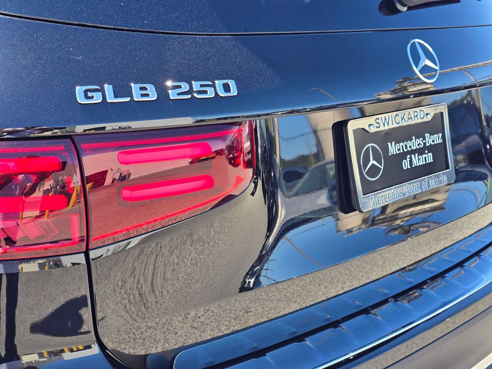 New 2026 Mercedes-Benz GLB 250 image 12
