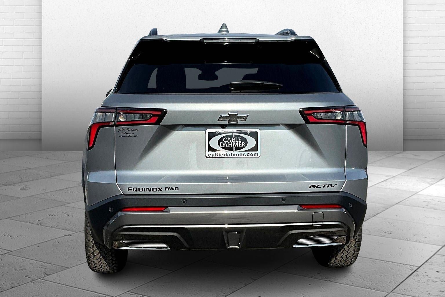 New 2026 Chevrolet Equinox ACTIV w/ Convenience Package III AWD/4WD image 4
