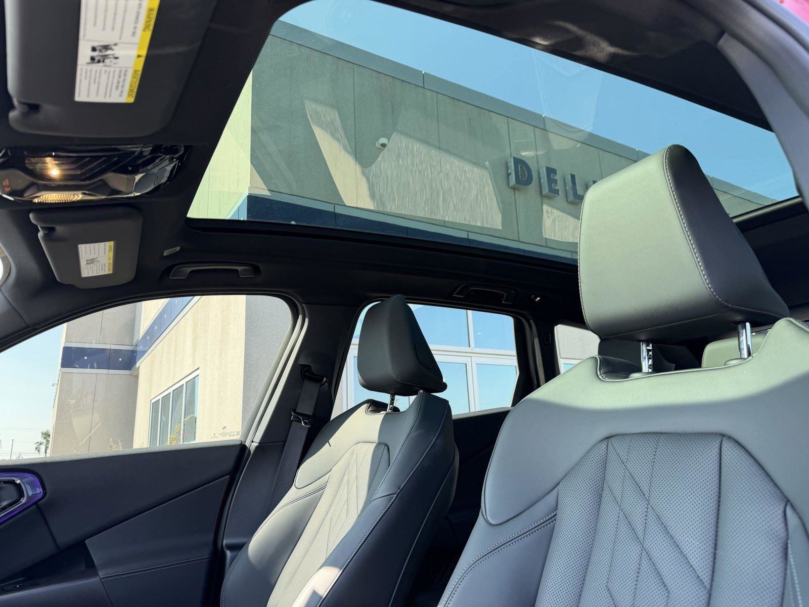 Used 2025 BMW X3 xDrive30i w/ Convenience Package image 16