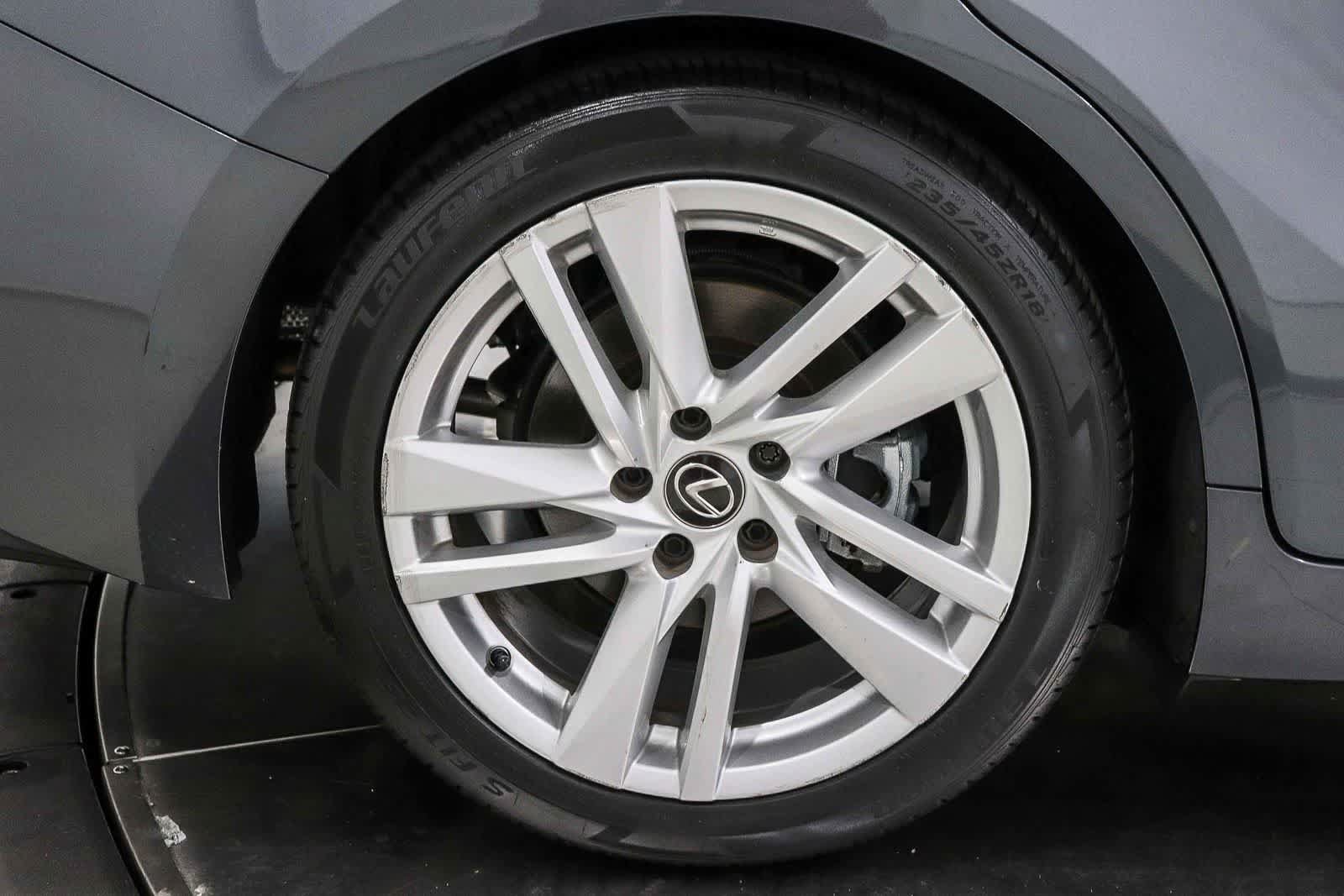 Used 2023 Lexus IS 300 w/ Comfort Package RWD image 10