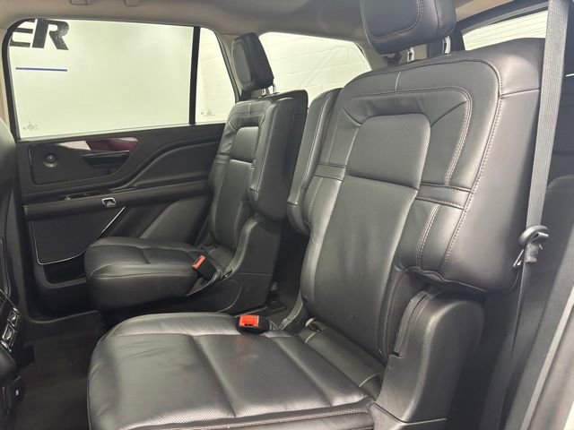 Used 2024 Lincoln Aviator Reserve AWD/4WD image 9