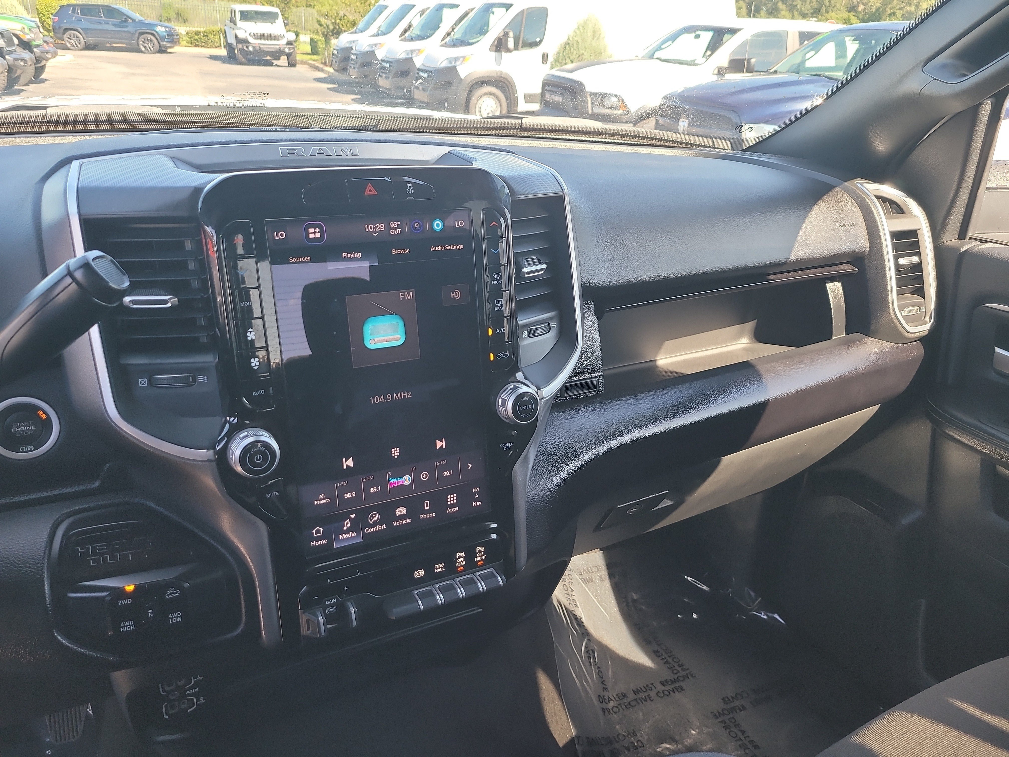 Used 2025 RAM 2500 Big Horn AWD/4WD image 20