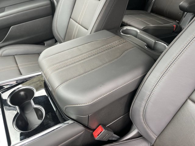 New 2026 Chevrolet Suburban High Country AWD/4WD image 21