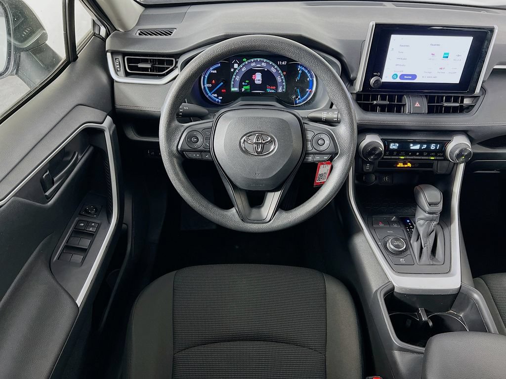 Used 2025 Toyota RAV4 LE AWD/4WD image 21