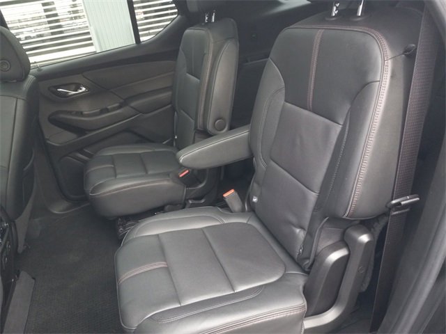 Used 2022 Chevrolet Traverse RS image 13