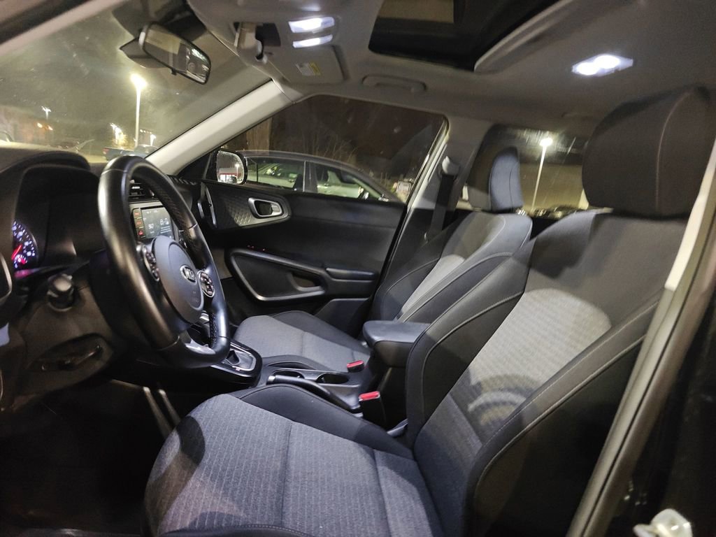 Used 2021 Kia Soul GT-Line image 6