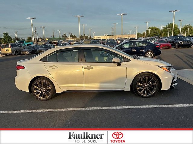 Used 2024 Toyota Corolla SE FWD image 4
