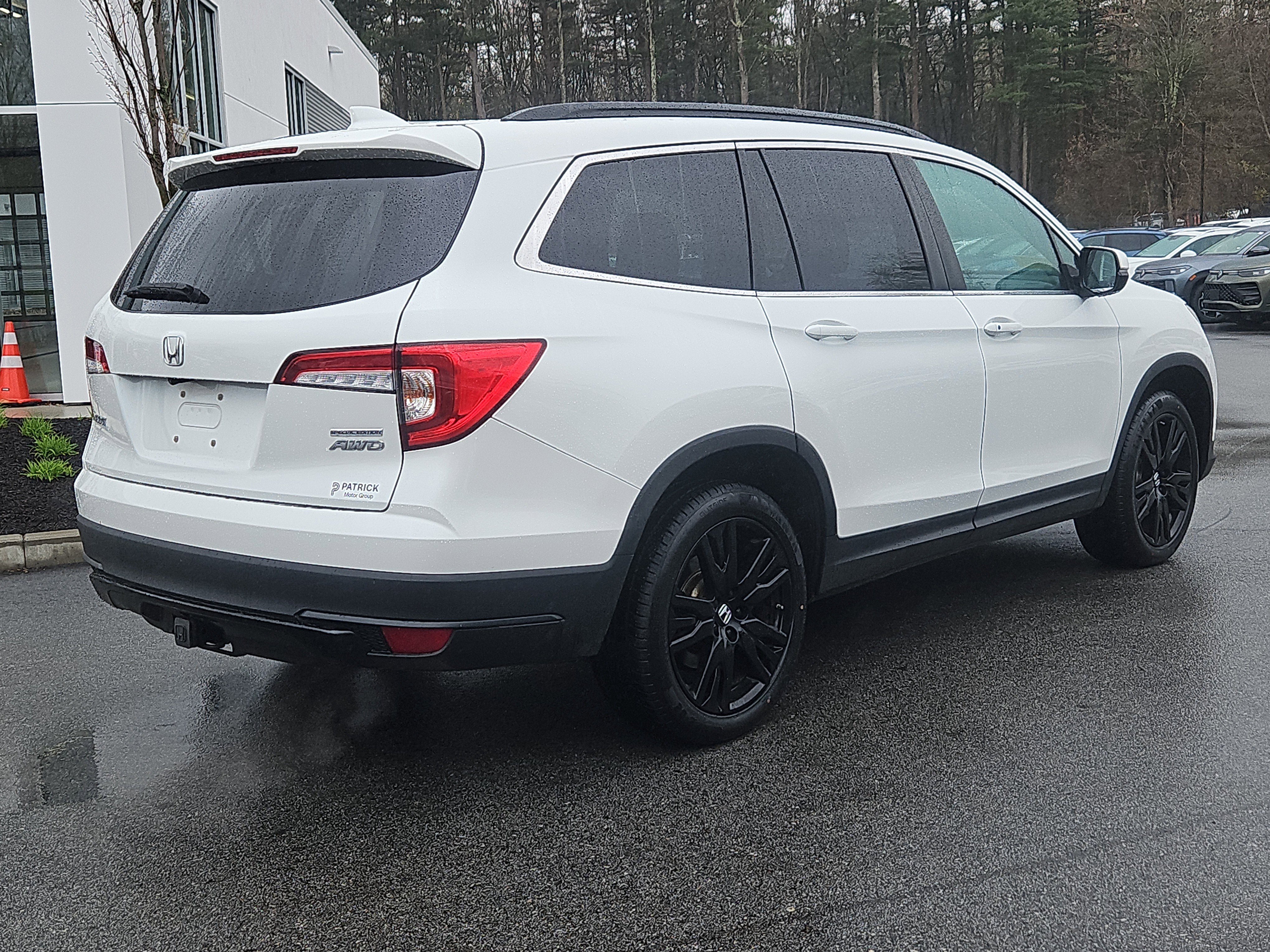 Used 2021 Honda Pilot Special Edition image 2