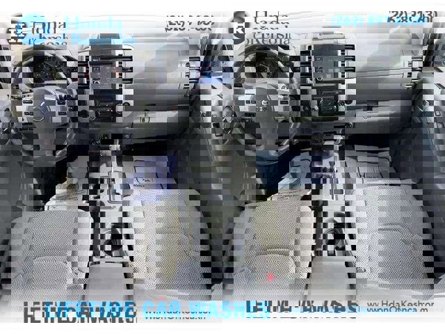 Used 2019 Nissan Frontier SV image 12