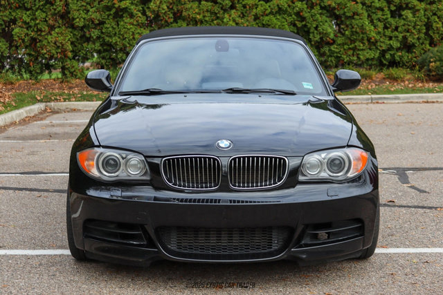 Used 2010 BMW 135i Convertible image 18