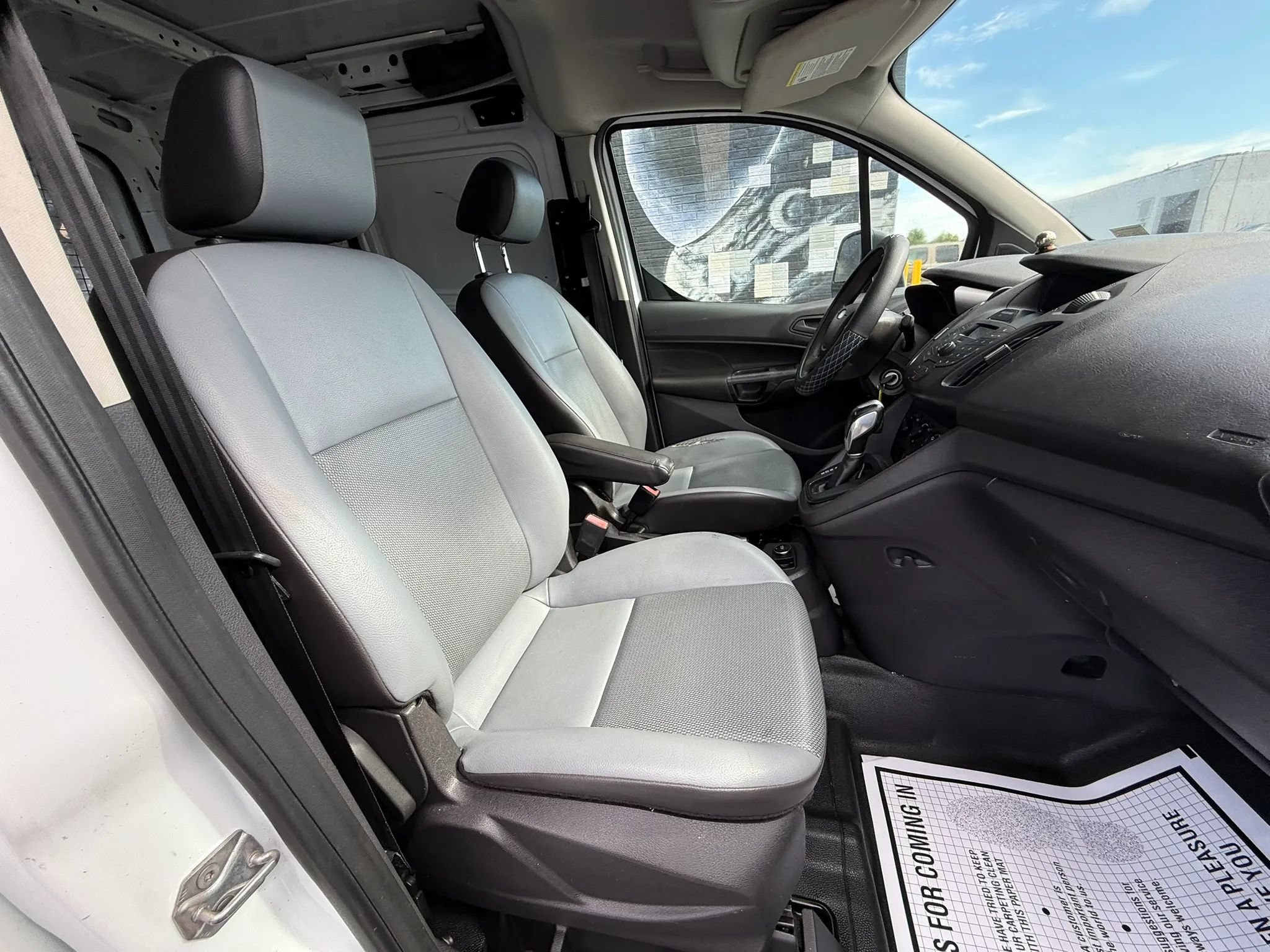 Used 2015 Ford Transit Connect XL FWD image 26