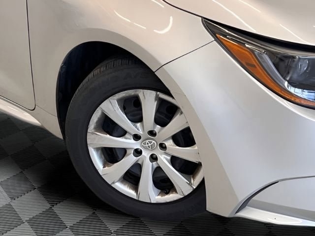 Used 2020 Toyota Corolla LE w/ Protection Package FWD image 22