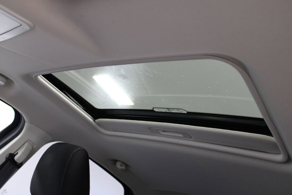 Used 2021 Ford EcoSport SE FWD image 34