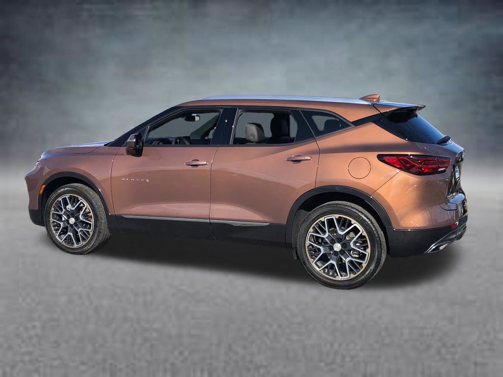 Used 2023 Chevrolet Blazer Premier image 4
