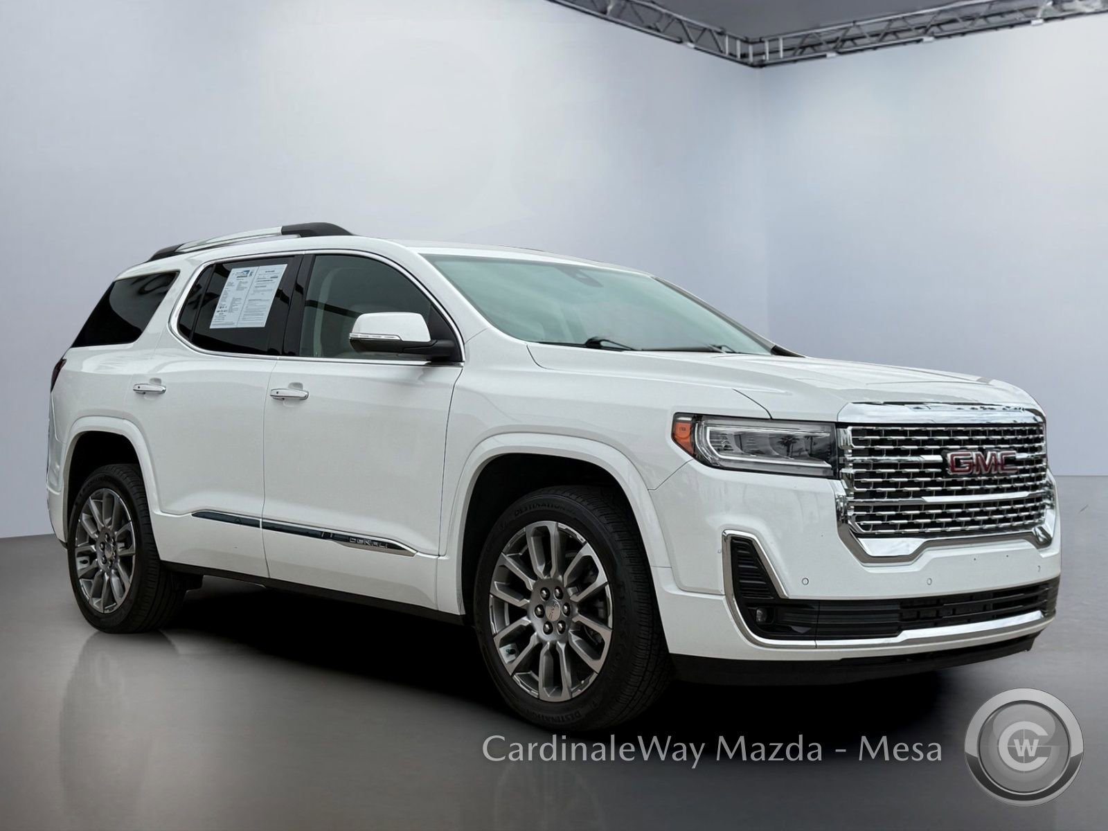 Used 2023 GMC Acadia Denali AWD/4WD image 2