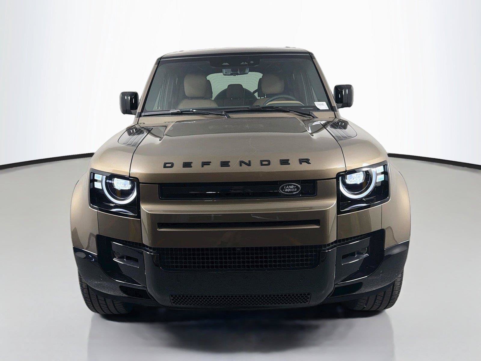 New 2026 Land Rover Defender 110 X-Dynamic SE AWD/4WD image 2
