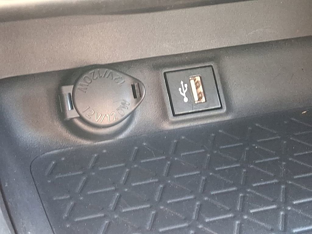 Used 2023 Toyota RAV4 XSE image 28