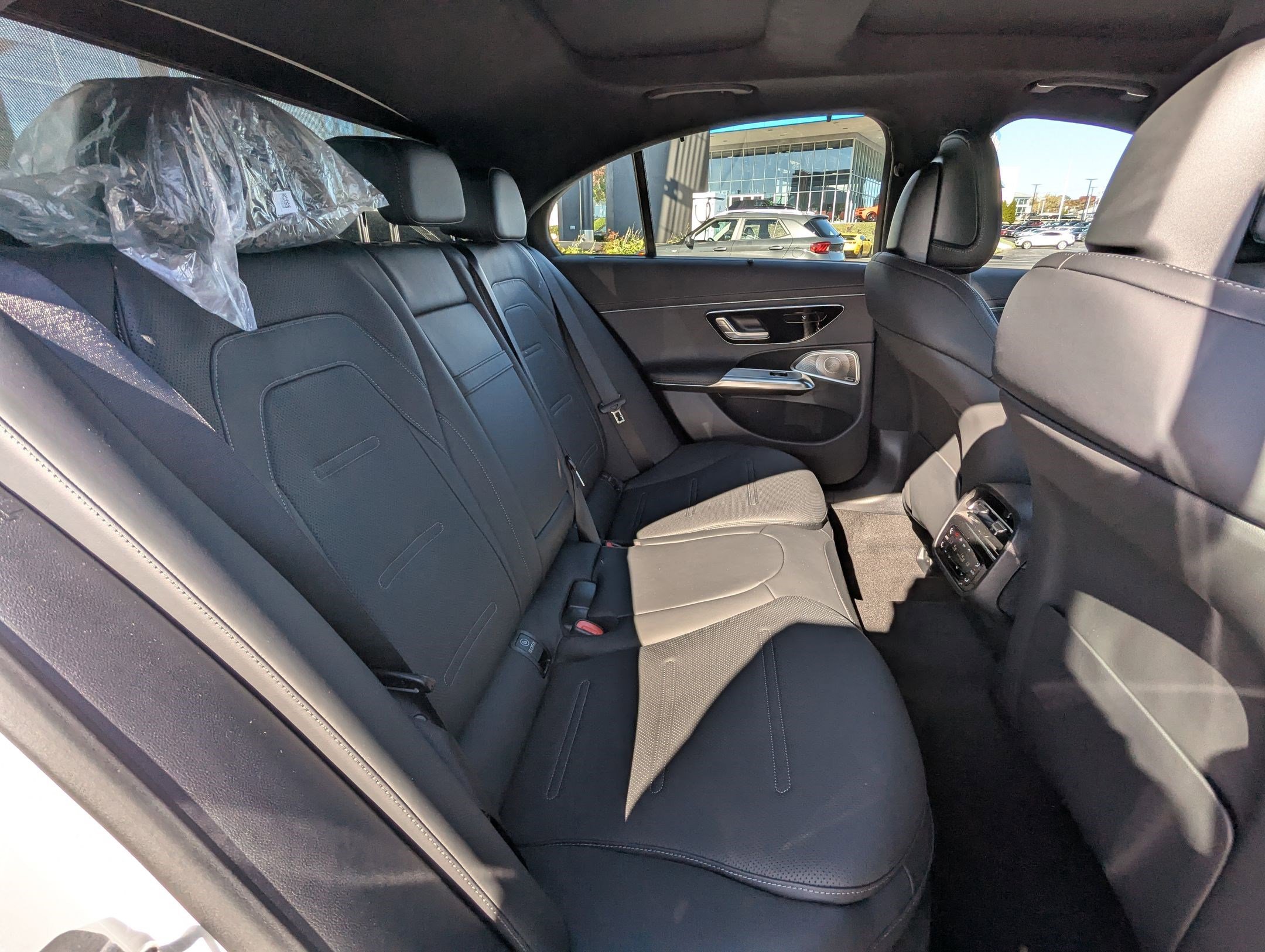 New 2026 Mercedes-Benz E 53 AMG e 4MATIC Sedan image 21
