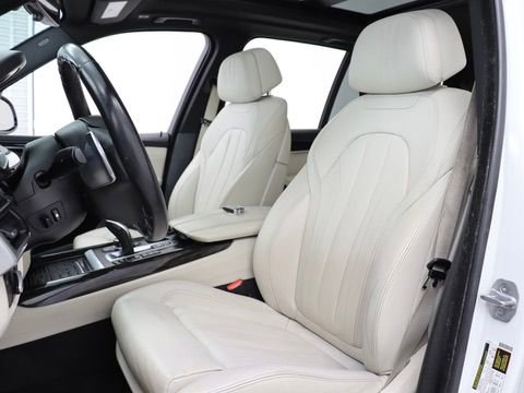 Used 2018 BMW X5 xDrive35i w/ M Sport Package AWD/4WD image 12