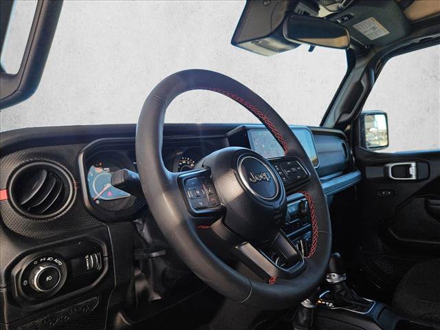 Used 2024 Jeep Wrangler Unlimited Rubicon w/ Safety Group image 9