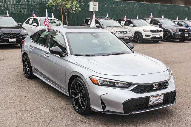 Used 2025 Honda Civic Sport Touring image 3