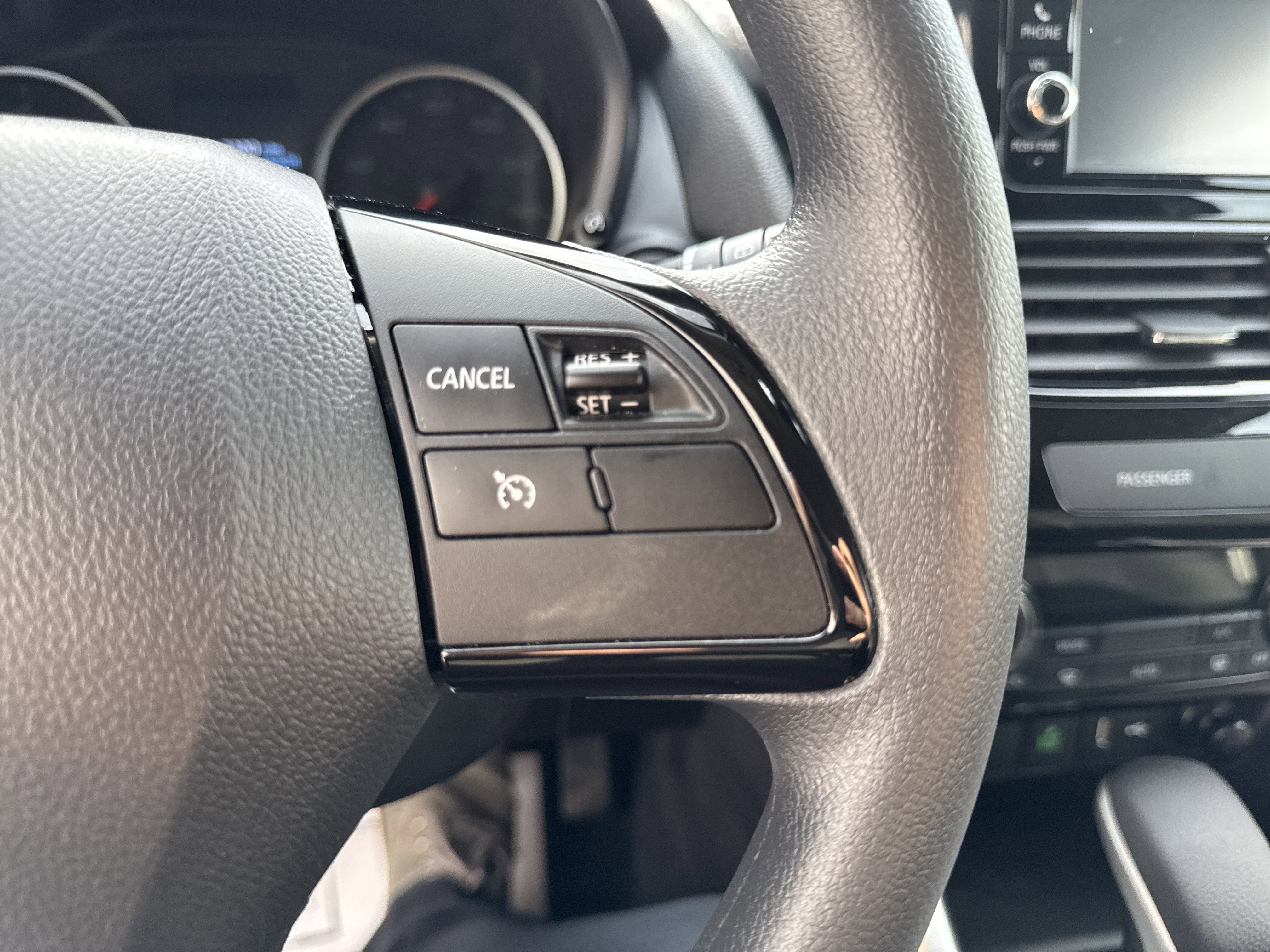 Used 2025 Mitsubishi Eclipse Cross ES image 19