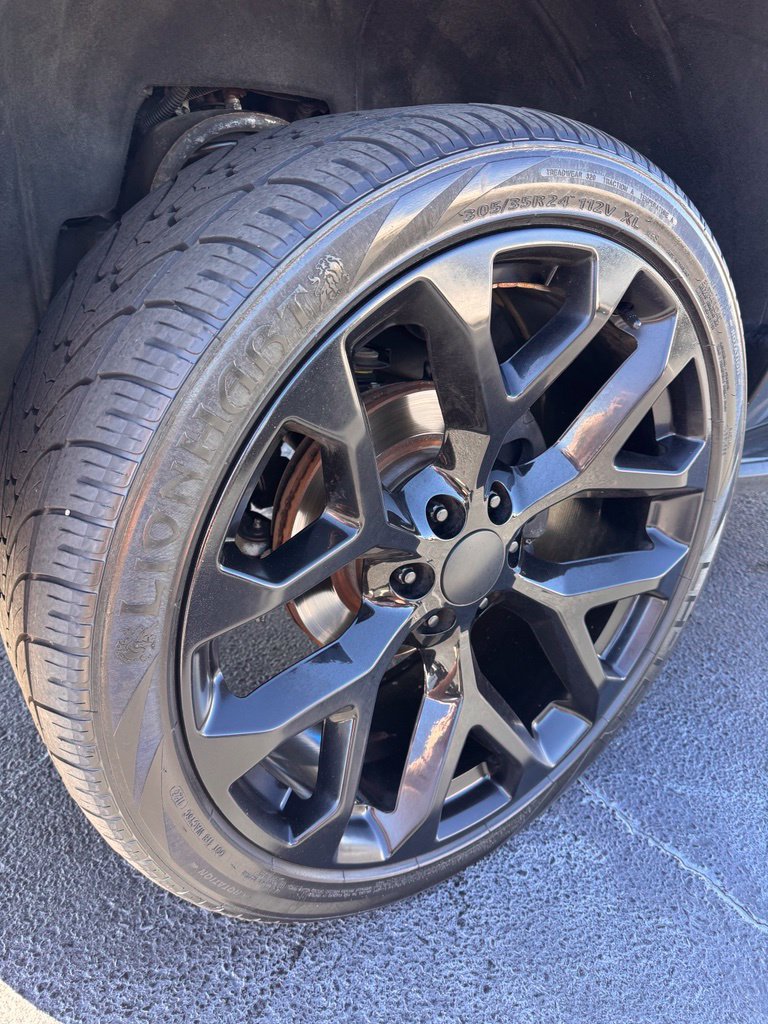 Used 2020 Chevrolet Tahoe LT AWD/4WD image 32