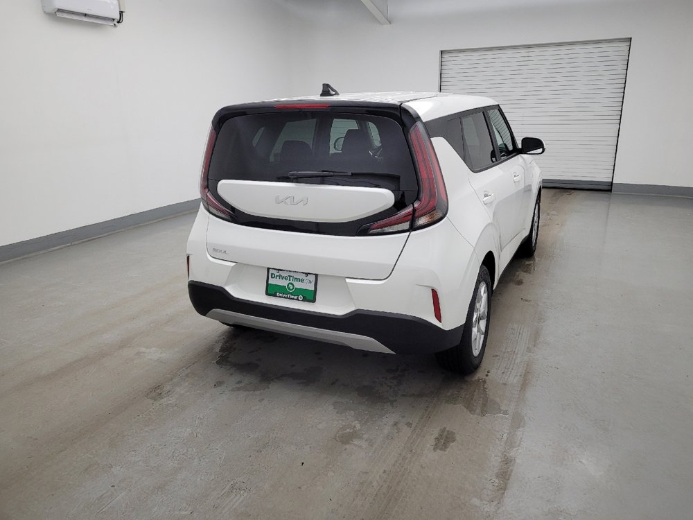 Used 2025 Kia Soul LX w/ LX Technology Package image 7